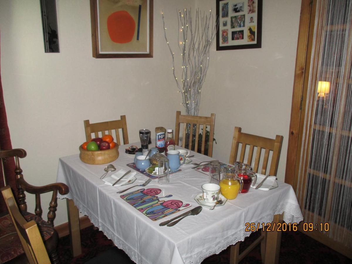 Danca Bed And Breakfast Kinlochmore ภายนอก รูปภาพ